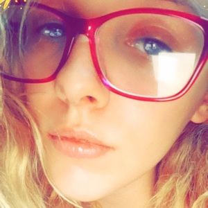 Meet your Posher, Marissa